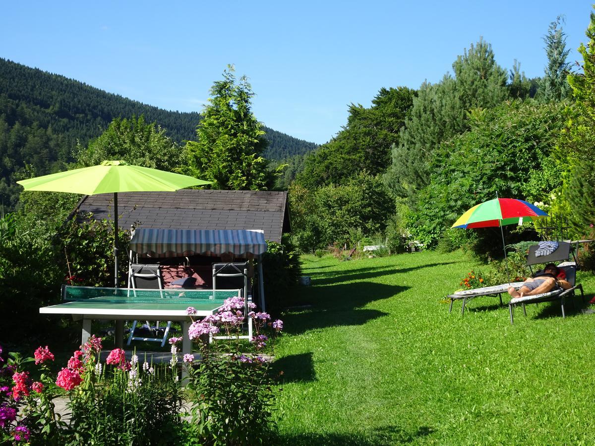 Ferienwohnung Panorama Rauenstein Szoba fotó